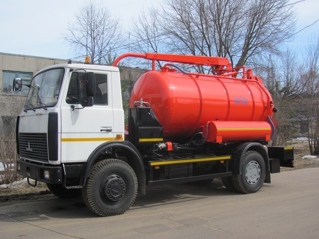 Илососная машина КО-530-21